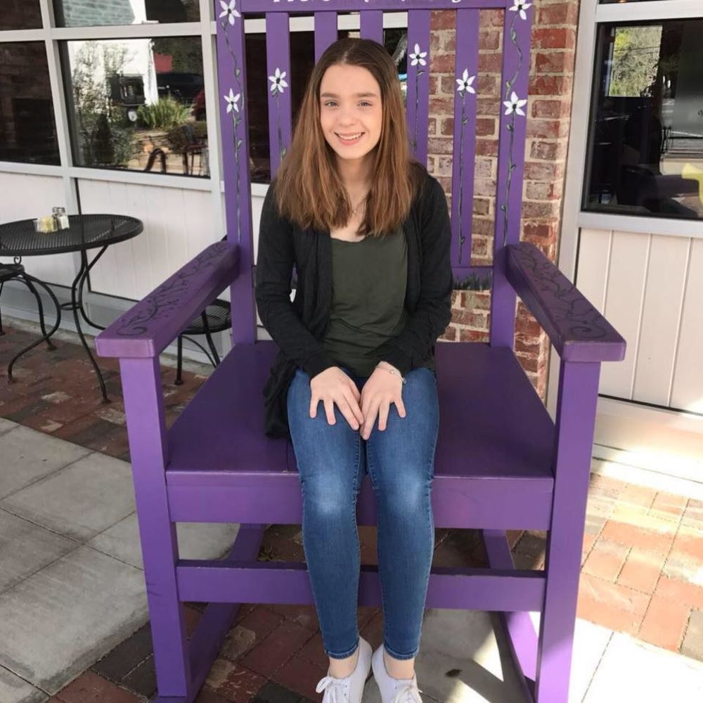 Meet your Posher, Emily